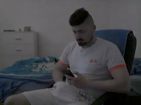 Snapshot of Hkl95555 chatting on 10.07.25 Hkl95555 online show from 10.07.25