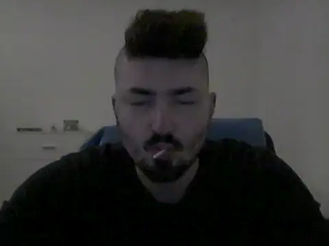 Snapshot of Hkl95555 chatting on 10.21.25 Hkl95555 online show from 10.21.25