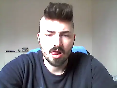 Snapshot of Hkl95555 chatting on 10.26.25 Hkl95555 online show from 10.26.25