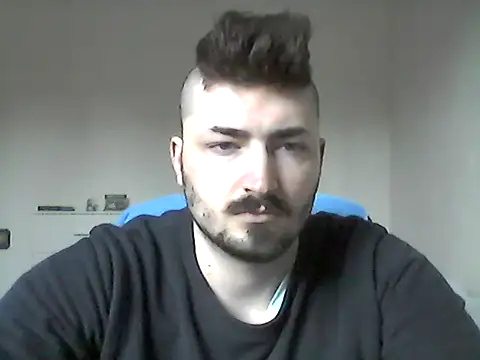 Snapshot of Hkl95555 chatting on 11.06.25 Hkl95555 online show from 11.06.25