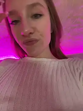 Snapshot of beautiful_angel chatting on 03.13.25 beautiful angel online show from 03.13.25