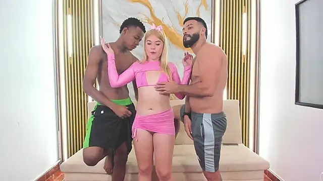 yez hot ggh online show from 11.15.25