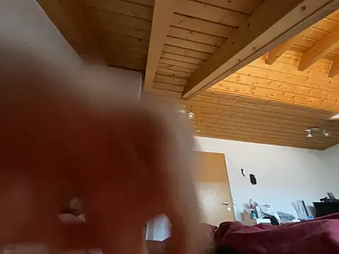 Snapshot of Jan_berger chatting on 03.18.25 Jan berger online show from 03.18.25