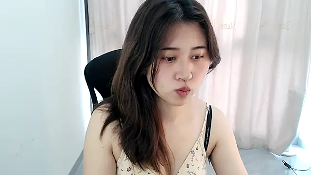 Liliya-77 online show from 04.16.26