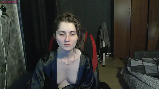 womanstrong78 online show from 02.21.26