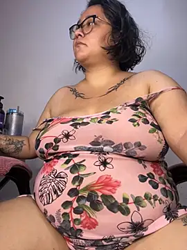 CinnamonCookiez online show from 10.14.25