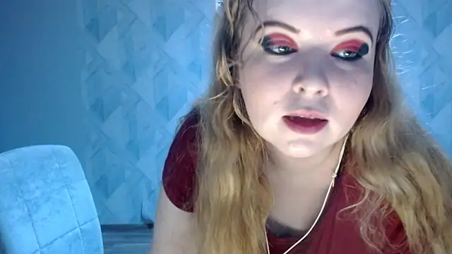 Snapshot of Melina_Hot9 chatting on 05.20.26 Melina Hot9 online show from 05.20.26