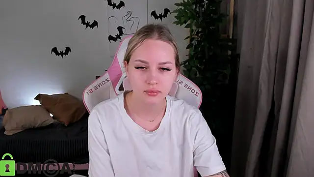 Carol  Cox online show from 10.31.25