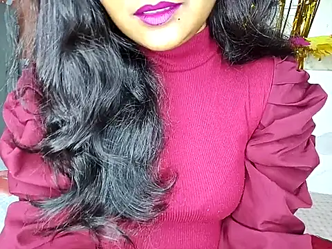 Snapshot of Muktha chatting on 10.05.25 Muktha online show from 10.05.25