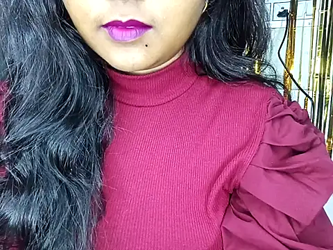 Snapshot of Muktha chatting on 10.06.25 Muktha online show from 10.06.25