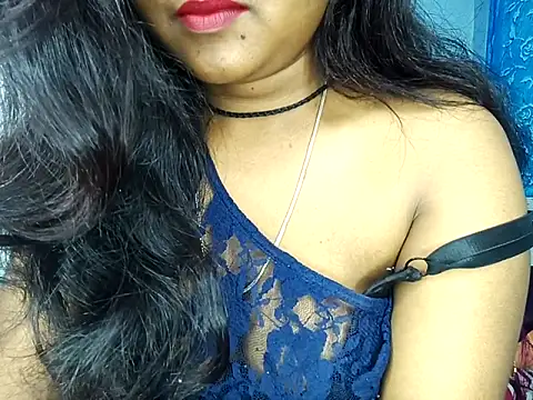 Snapshot of Muktha chatting on 11.07.25 Muktha online show from 11.07.25