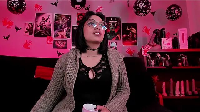 lilith-deveraux online show from 11.06.25