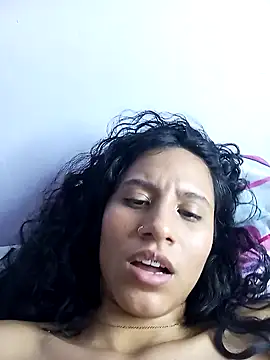Snapshot of Karii-R chatting on 12.15.24 Karii-R online show from 12.15.24