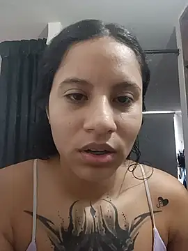 Snapshot of Karii-R chatting on 07.07.26 Karii-R online show from 07.07.26