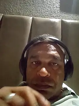 nupa230780 online show from 04.15.26