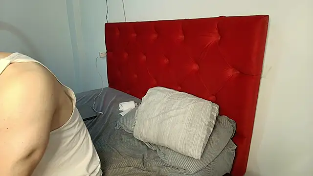 NicoDavisHere online show from 03.08.26