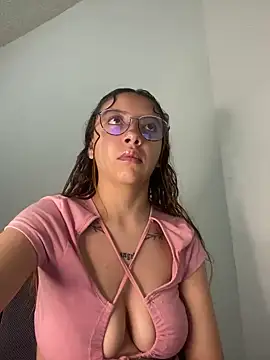  charlott dm online show from 12.04.24