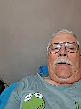 Snapshot of NawtyB1965 chatting on 09.28.25 NawtyB1965 online show from 09.28.25