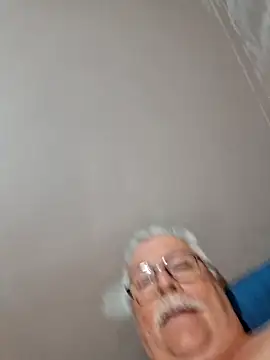 Snapshot of NawtyB1965 chatting on 10.13.25 NawtyB1965 online show from 10.13.25