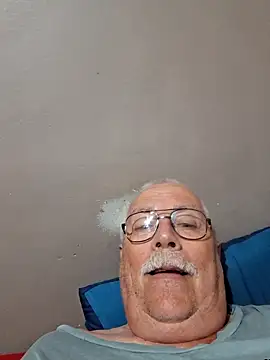 NawtyB1965 online show from 12.15.25