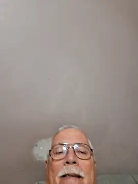 Snapshot of NawtyB1965 chatting on 06.15.26 NawtyB1965 online show from 06.15.26