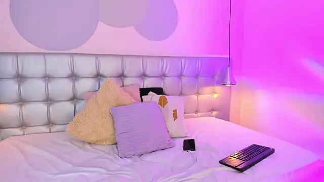 Snapshot of Axel_brunette1 chatting on 01.30.25 Axel brunette1 online show from 01.30.25