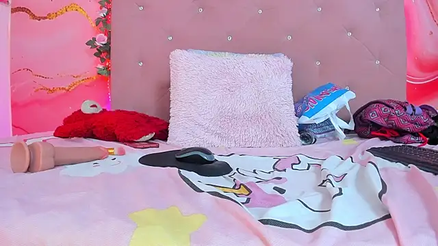 Taylor  cooper online show from 01.31.25