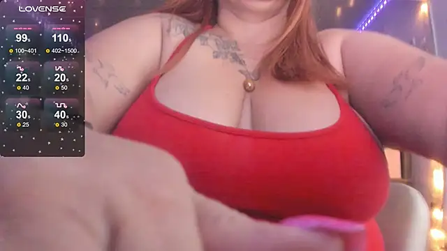 Snapshot of Ivonnee__ chatting on 03.19.25 Ivonnee online show from 03.19.25