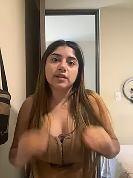 karlynoguez online show from 02.06.25