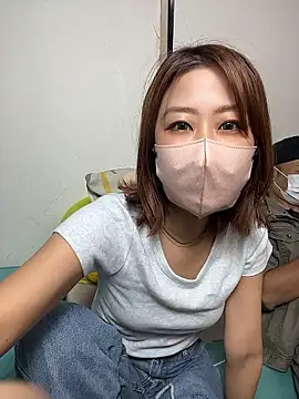 Snapshot of ayu0009rrr chatting on 05.16.26 ayu0009rrr online show from 05.16.26