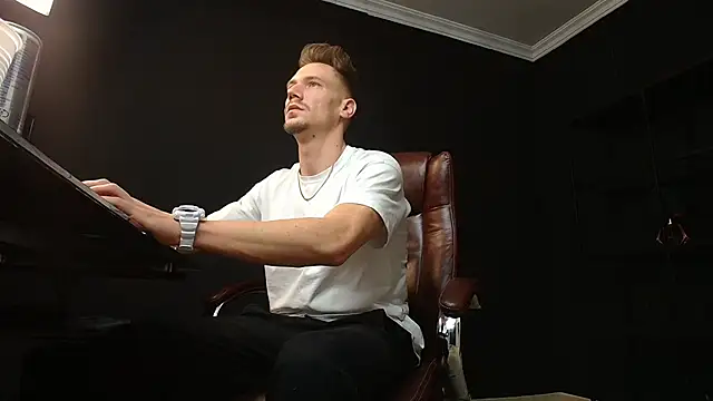 MateoBenjaminX online show from 01.14.25