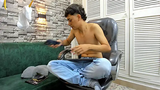 DamiBright online show from 10.09.25