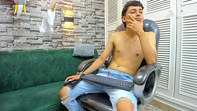 DamiBright online show from 11.03.25