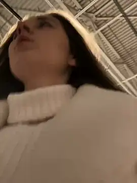 UnaMiuMiu online show from 01.11.25