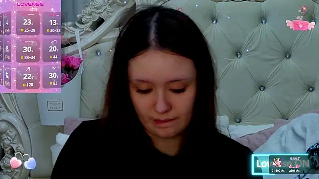MiriaamWhite online show from 01.28.25