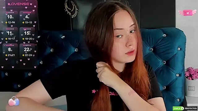 MiriaamWhite online show from 09.17.25