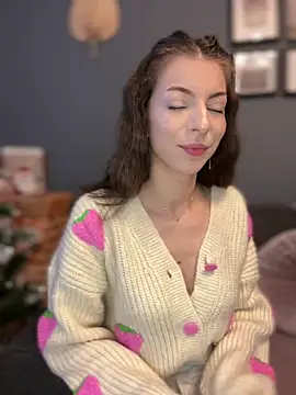 Mia Ethan online show from 12.11.24