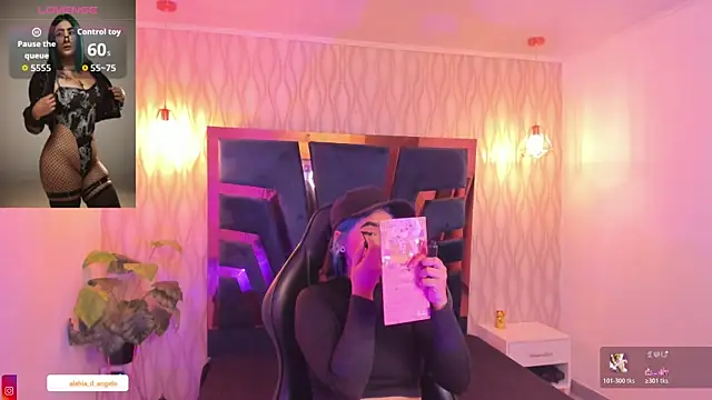 Alahia Dangelo online show from 12.19.25