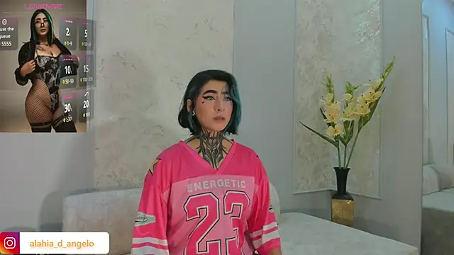 Snapshot of Alahia_Dangelo chatting on 05.14.26 Alahia Dangelo online show from 05.14.26