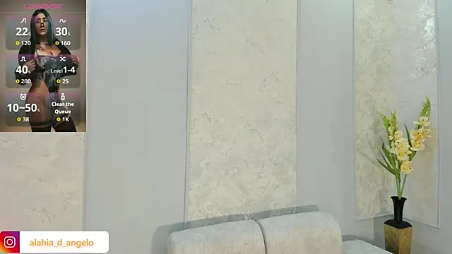 Snapshot of Alahia_Dangelo chatting on 05.16.26 Alahia Dangelo online show from 05.16.26
