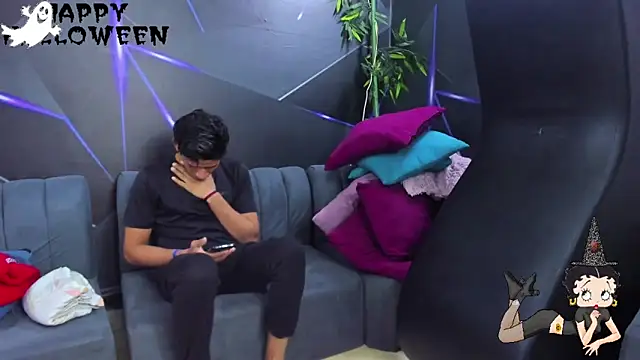 Snapshot of playsgirlhot chatting on 10.14.25 playsgirlhot online show from 10.14.25