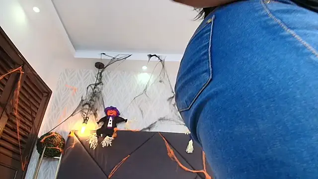 sandy rivas online show from 10.20.25