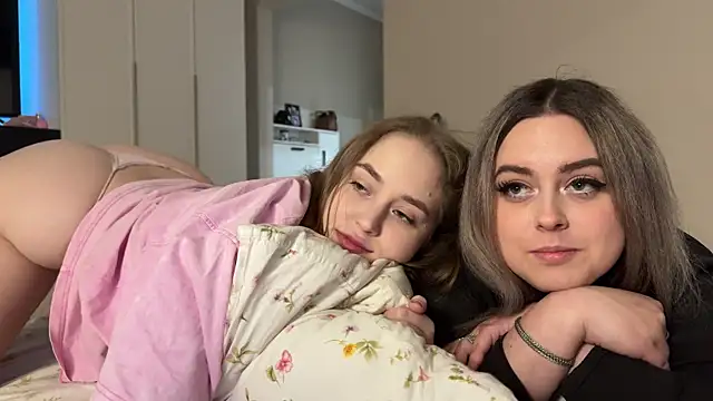 endlesssoffi online show from 04.20.26