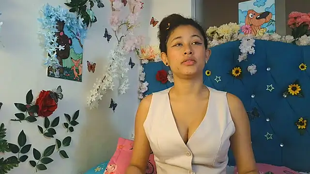 Snapshot of Milkdulce1 chatting on 06.03.26 Milkdulce1 online show from 06.03.26