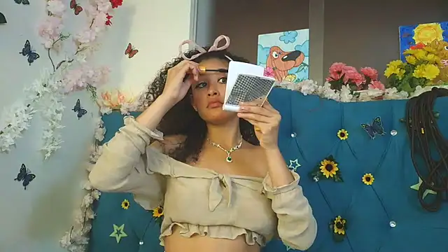 Snapshot of Milkdulce1 chatting on 06.04.26 Milkdulce1 online show from 06.04.26