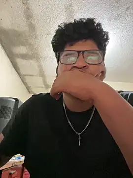 Snapshot of Ruk436 chatting on 03.17.25 Ruk436 online show from 03.17.25