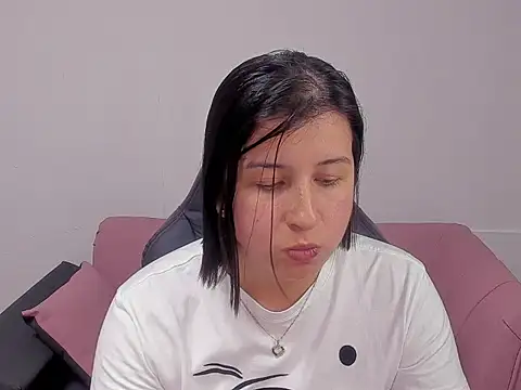 Adaline 69 online show from 06.04.26