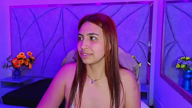 Snapshot of Tammy_Blackk chatting on 10.01.25 Tammy Blackk online show from 10.01.25