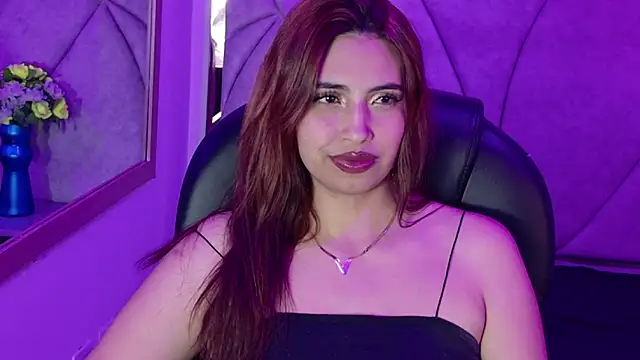 Snapshot of Tammy_Blackk chatting on 10.08.25 Tammy Blackk online show from 10.08.25