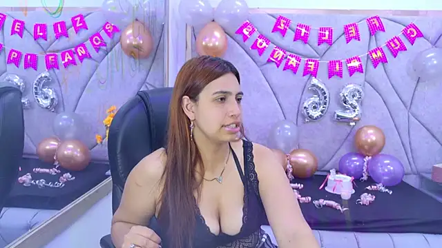 Snapshot of Tammy_Blackk chatting on 11.07.25 Tammy Blackk online show from 11.07.25